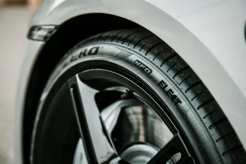 Pirelli P ZERO Miniatura 1731x1154